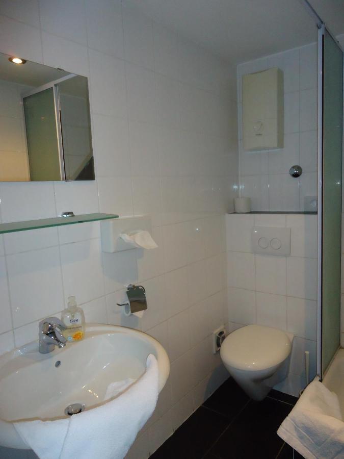 Hotel Schaum Düsseldorf Pokoj fotografie